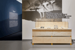 Ausstellung »Sneaker«, Wandgrafik, NRW-FORUM Düsseldorf, 2024